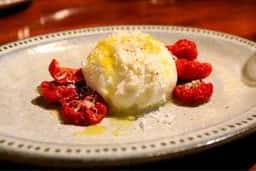 イタリア料理とワイン pinoli