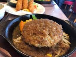 手作りハンバーグ くれよん