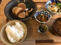 オタマヂャクシ工房+cafe