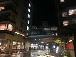 酒・肴・麺処  信濃路 緑翠亭景水