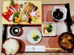 うまいんじょ処 魚や