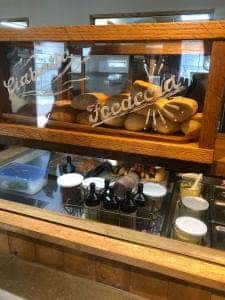 ハチカフェ 鶴舞店