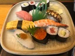 寿司割烹 やなぎ