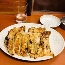 とんとん餃子湊川店