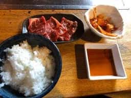 炭火焼肉 食神 苑