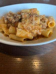 ピッツァ＆グリル Laporta