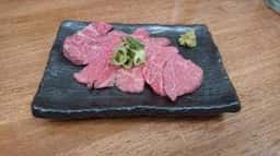 大衆肉酒場いしい