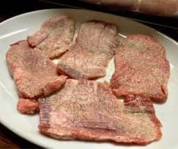 焼肉 富久園