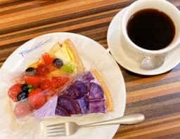 フルーツケーキファクトリー 新さっぽろ店
