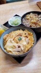 巴屋そば店