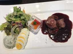 レストラン 森小休