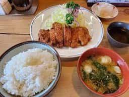 とんかつや栃谷