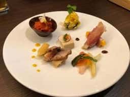 Dining cafe プティポワ