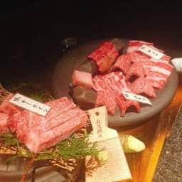 個室 和牛焼肉 吟 難波店