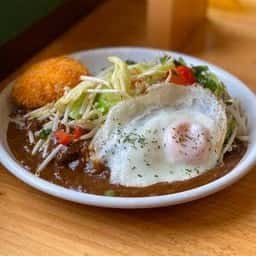 金沢カレーガレージ