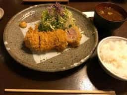 とんかつ専門店 勝蔵