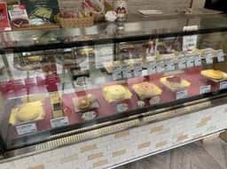 Love and Cheese 八尾青山店