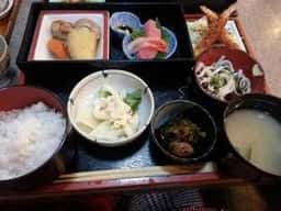 霞