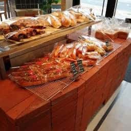 R Baker Inspired by court rosarian イオンスタイル海老江店