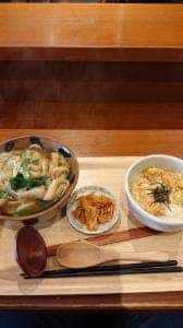 うどんとお酒おとなりさん。