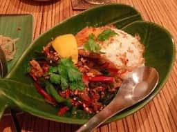 アジアンダイニング TRISARA