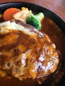 手作りハンバーグ くれよん 北方店