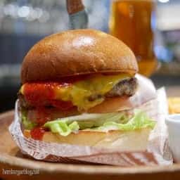 Goodbeer STAND KITTE博多店