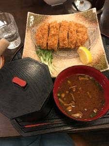 とんかつ しゃぶしゃぶ 3びきのこぶた 本店