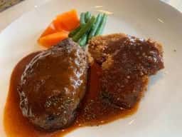 洋食黒毛和牛肉料理 びもん