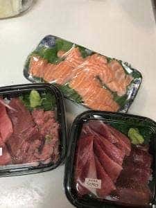 立川海鮮丼 モンロー立川北口店
