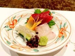 おまかせ料理 滴屋