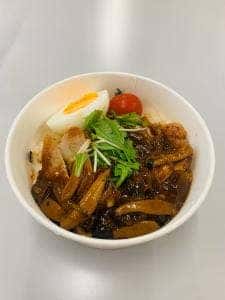 フラットリア チタ