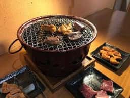 炭火焼肉ホルモン こいこい