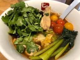 七宝 辻堂GooTAN 薬膳スープ春雨 麻辣湯のお店
