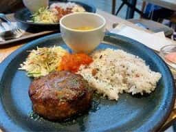 LOCAL KITCHEN_RAILS AKITA