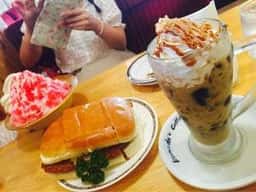 コメダ珈琲店 調布仙川店