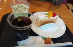 Mafche Dessert UN PETIT PEU パルティフジ衣山店