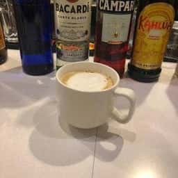 タバコの吸えるカフェSWITCH