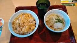 なか卯 海老名中新田店