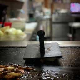 お好み焼き 登美子