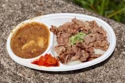 手もみたれ焼肉 世界一暇な焼肉屋 byなんてこった研究所 新端橋店