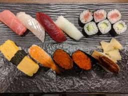 鮨処 つかごし