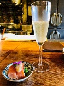 プラットホーム