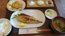 ひものや食堂 ひだまり センザキッチン