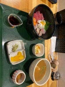 海鮮丼専門店 とっとや 今嶺店