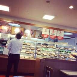 ミスタードーナツ 和歌山駅前ショップ