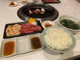 焼肉 李季
