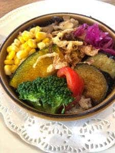 ロイヤルホスト 室見店