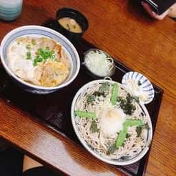磯おろし 戸隠そば 本店