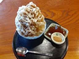 茶房 とみや